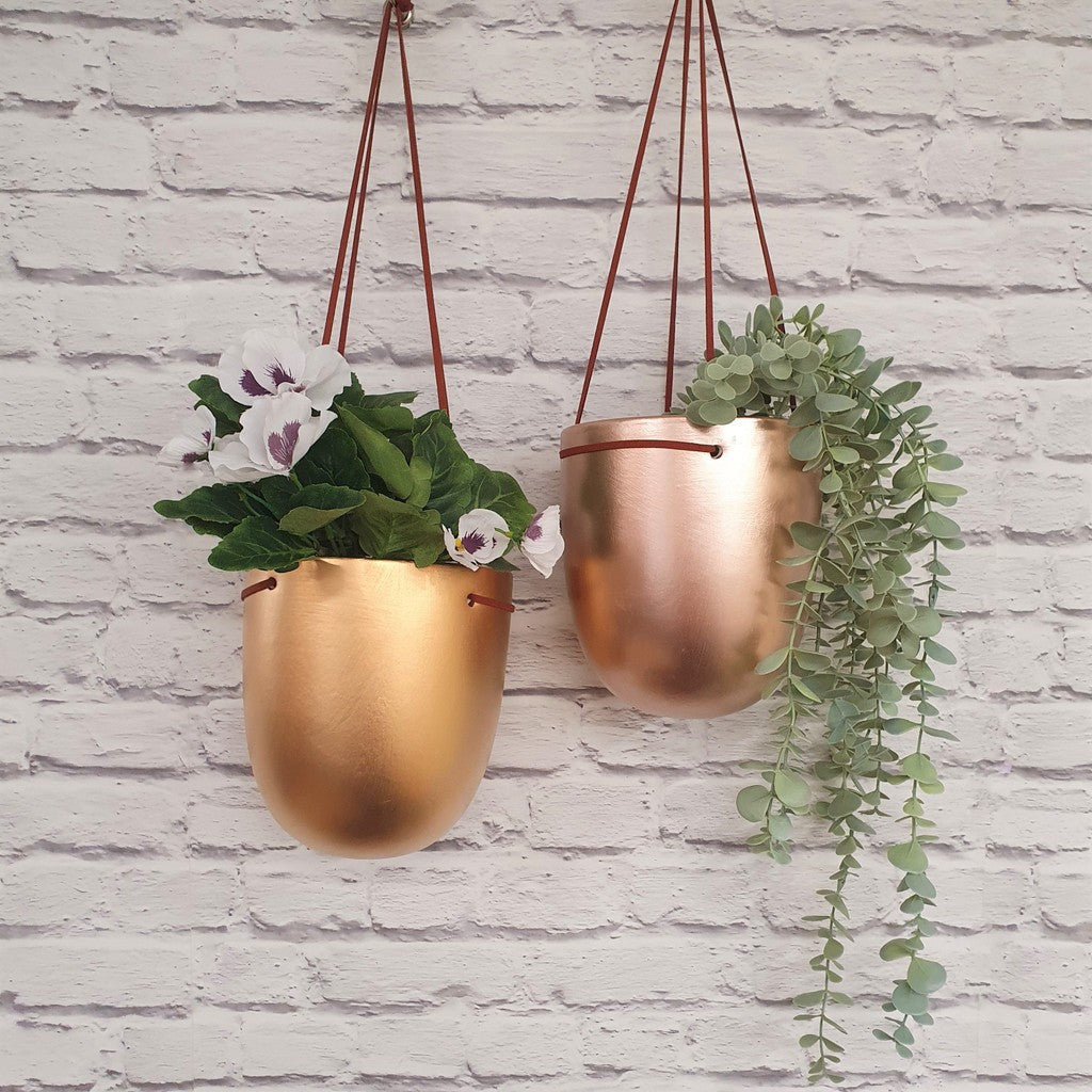 BRONZE HANGING POT